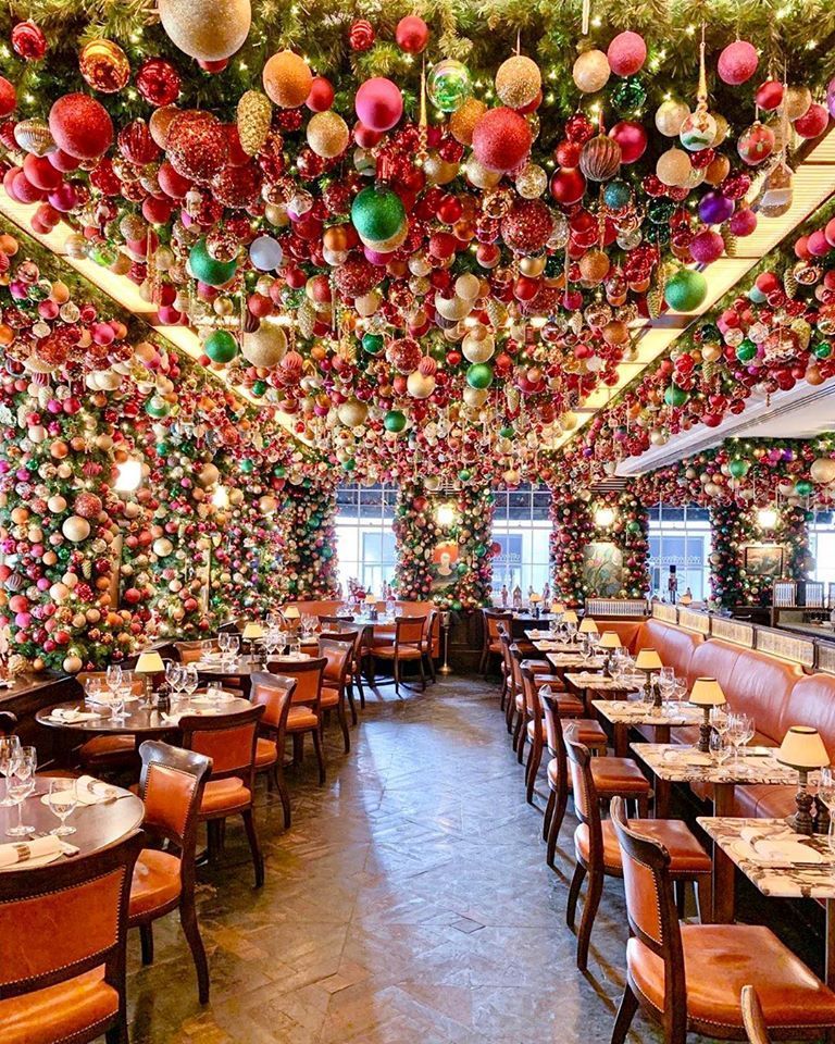 Holiday decorators for restaurants - Christmas Brothers